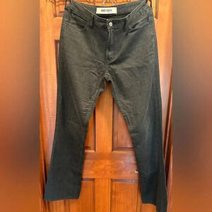 Gap women’s stretch grey bootcut pants. 32 waist x 33 length